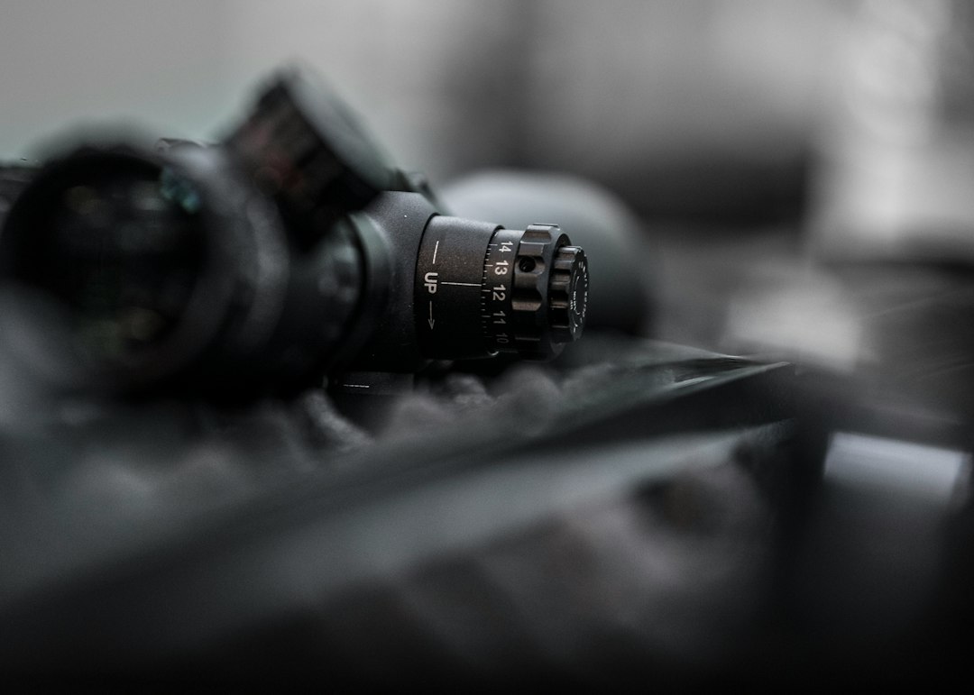 Luneta óptica em close para guia de Airsoft